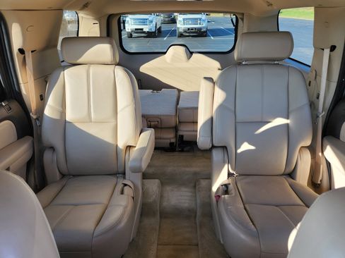 Used 2007 GMC Yukon Denali image 9