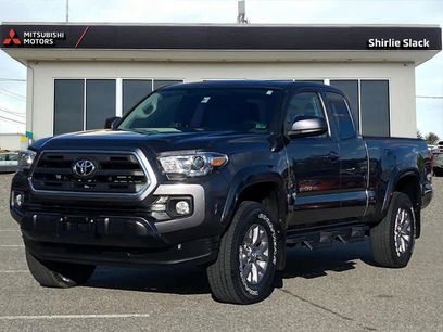 Used 2017 Toyota Tacoma SR5