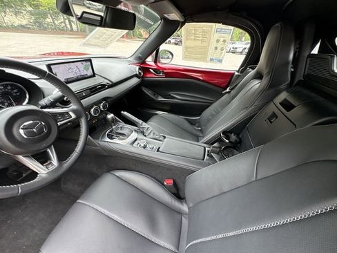 Certified 2025 MAZDA MX-5 Miata Grand Touring RWD image 21