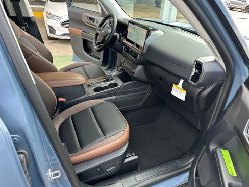 New 2025 Ford Bronco Sport Outer Banks w/ Outer Banks Tech Package+ image 49