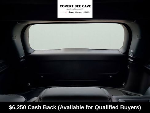 New 2025 Jeep Grand Cherokee Limited w/ Black Appearance Package image 26