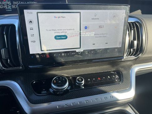 New 2026 Ford Expedition Max Platinum w/ Stealth Performance Package image 9