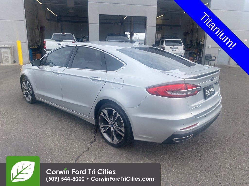 Used 2019 Ford Fusion Titanium AWD/4WD image 5