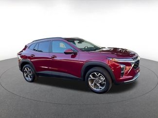 Used 2025 Chevrolet Trax LT w/ LT Convenience Package video 2
