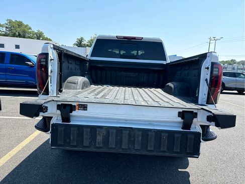 Used 2024 GMC Sierra 2500 AT4 w/ AT4 Premium Plus Package image 35