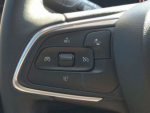 Certified 2024 Buick Encore GX Sport Touring image 21