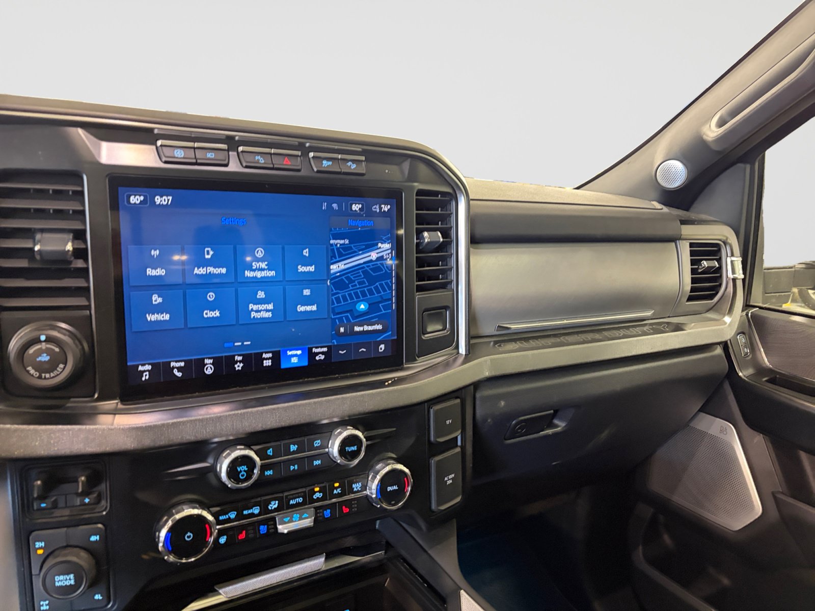 Used 2024 Ford F250 Platinum AWD/4WD image 16