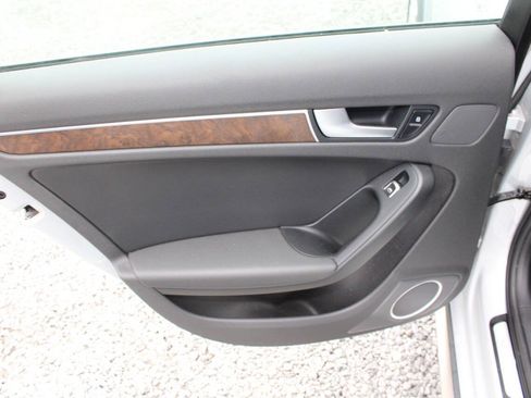 Used 2013 Audi A4 Prestige AWD/4WD image 22