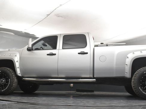Used 2013 Chevrolet Silverado 2500 W/T AWD/4WD image 37