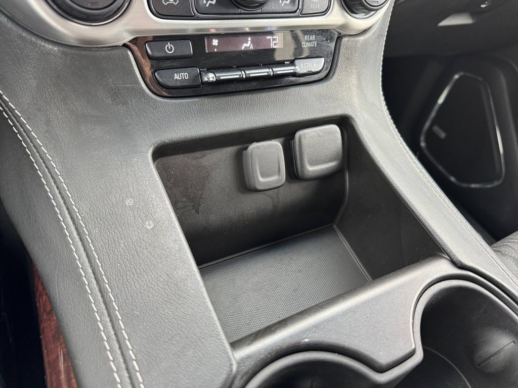 Used 2019 GMC Yukon SLE w/ SLE Value Package AWD/4WD image 24