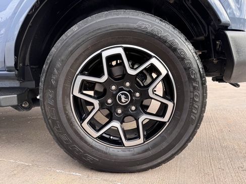 Used 2023 Ford Bronco Outer Banks image 22