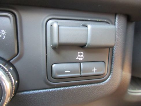 New 2026 GMC Yukon AT4 Ultimate AWD/4WD image 19
