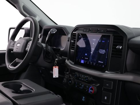 Used 2024 Ford F150 XL RWD image 32