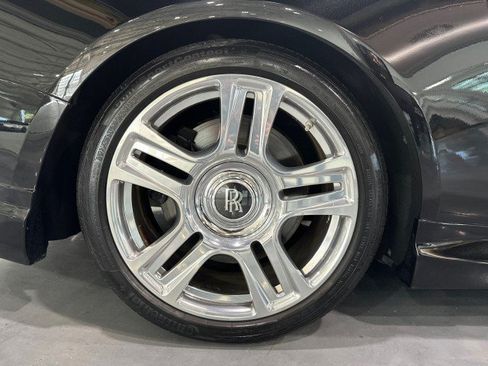 Used 2015 Rolls-Royce Wraith RWD image 9