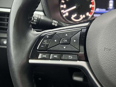 Used 2019 Nissan Altima 2.5 SV FWD image 21