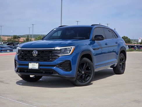 Used 2025 Volkswagen Atlas Cross Sport SEL R-Line image 1