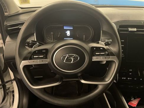 Used 2023 Hyundai Tucson SEL AWD/4WD image 14