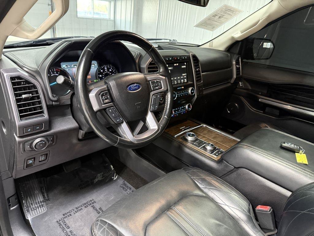 Used 2019 Ford Expedition Max Platinum AWD/4WD image 16