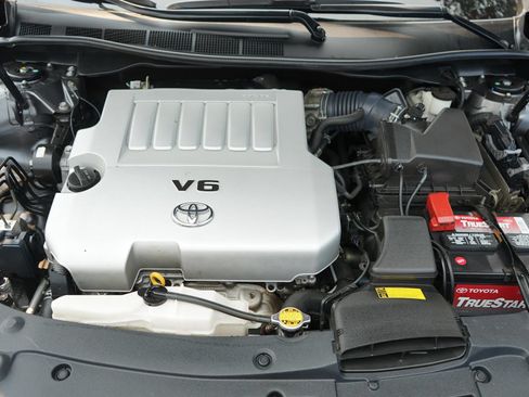 Used 2012 Toyota Camry XLE FWD image 10
