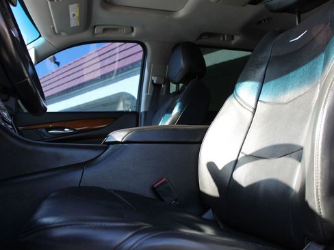 Used 2017 Cadillac Escalade ESV Premium Luxury w/ LPO, Radiant Package image 21