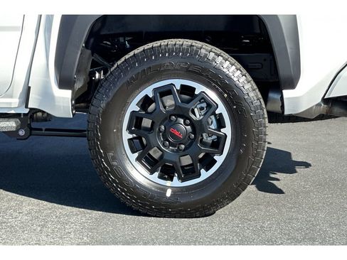 New 2026 Toyota Tacoma TRD Off-Road image 31