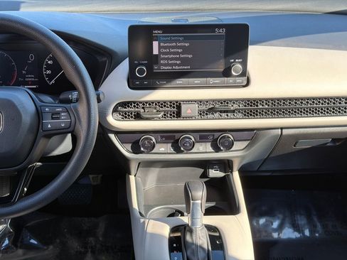 Used 2023 Honda HR-V LX image 16