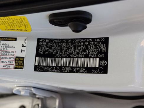 Used 2021 Toyota Prius AWD image 73