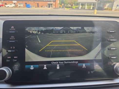 Used 2021 Honda Accord EX-L image 23
