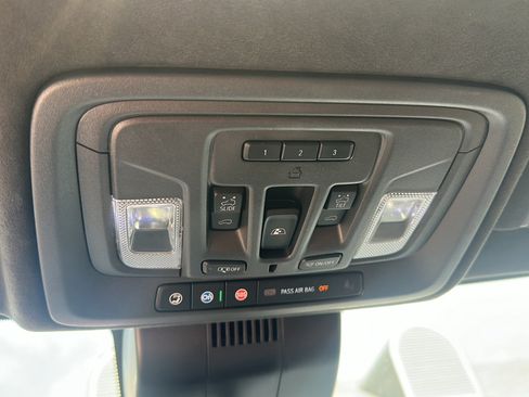 Used 2024 GMC Sierra 2500 Denali Ultimate w/ Max Trailering Package AWD/4WD image 38