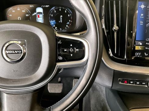 Used 2018 Volvo XC60 T5 Inscription w/ Convenience Package image 23