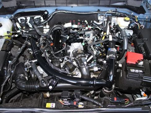 Used 2025 Ford Bronco Outer Banks AWD/4WD image 28
