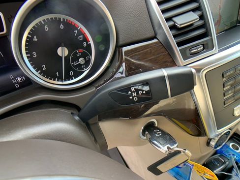 Used 2014 Mercedes-Benz ML 350 ML 350 image 24