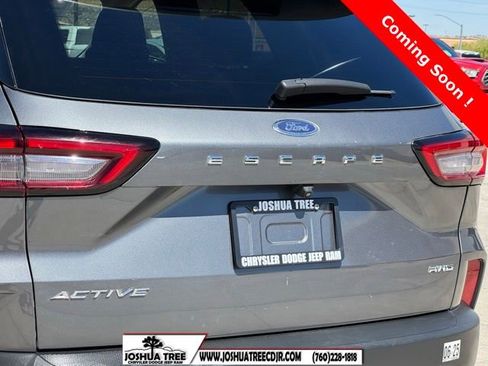 Used 2023 Ford Escape Active image 10