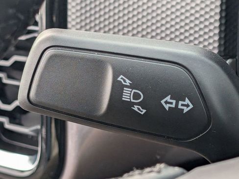 New 2025 Ford Ranger XLT w/ Equipment Group 301A High image 31