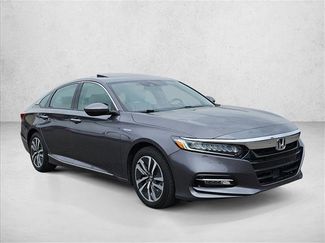 Used 2018 Honda Accord Touring video 3