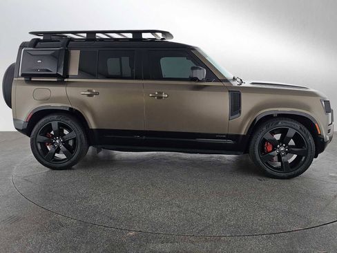Used 2020 Land Rover Defender 110 X AWD/4WD image 6