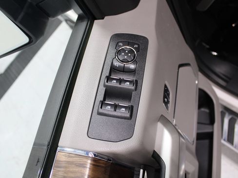 Used 2018 Ford F150 Lariat w/ Equipment Group 502A Luxury AWD/4WD image 44