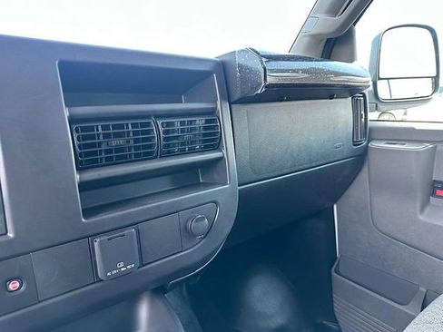 New 2025 Chevrolet Express 3500 Work Van w/ Driver Convenience Package image 23