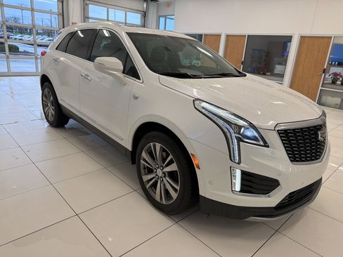 Used 2022 Cadillac XT5 Premium Luxury w/ Technology Package image 42