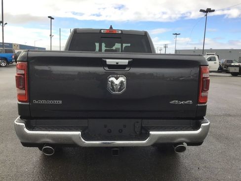 Used 2022 RAM 1500 Laramie AWD/4WD image 11