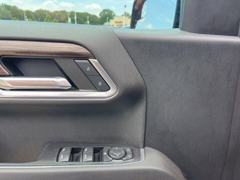 Used 2022 Chevrolet Silverado 1500 LT image 13