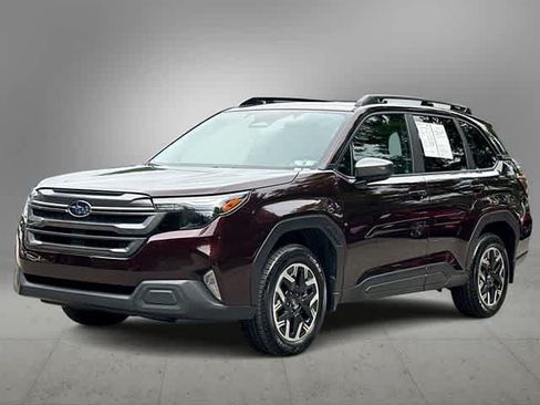 Certified 2026 Subaru Forester Premium AWD/4WD image 1