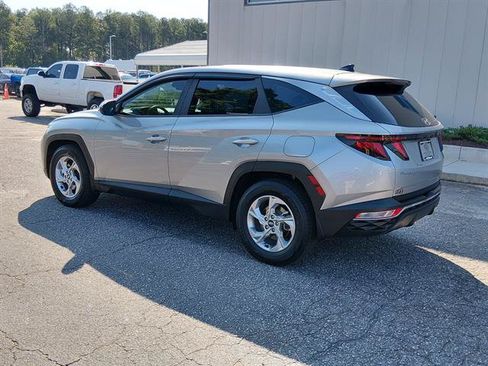 Used 2022 Hyundai Tucson SE w/ Cargo Package FWD image 5