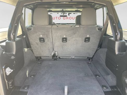 Used 2020 Jeep Wrangler Unlimited Sport AWD/4WD image 16