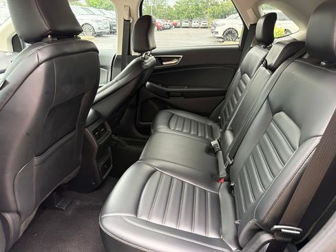 Used 2024 Ford Edge SEL AWD/4WD image 10