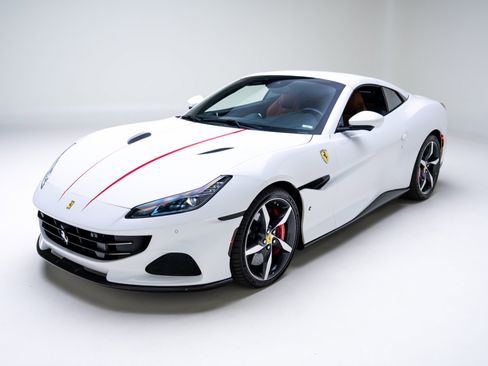 Used 2022 Ferrari Portofino M image 40