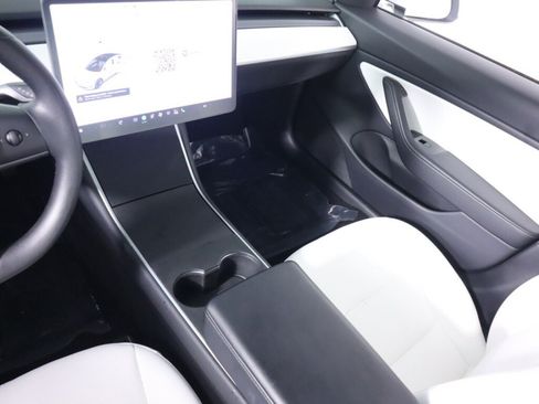 Used 2020 Tesla Model 3 Long Range AWD/4WD image 30