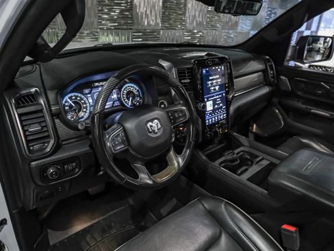 Used 2021 RAM 1500 Limited AWD/4WD image 3