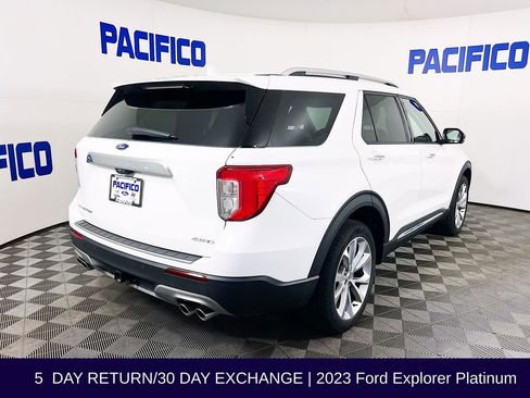 Used 2023 Ford Explorer Platinum w/ Technology Package AWD/4WD image 8
