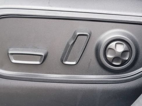 Certified 2024 Jeep Grand Cherokee L Laredo AWD/4WD image 4